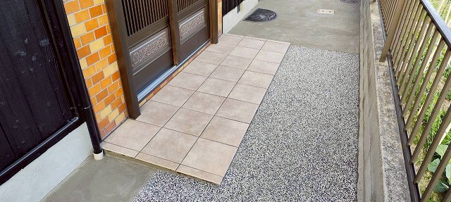 加古川市　玄関新タイル張り完成